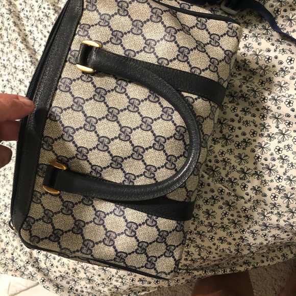 Gucci purse - Picture 6 of 6